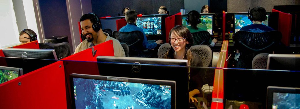 Riot Games разрешила киберспортсменам показывать чужие игры - Изображение 1 Riot Games разрешила киберспортсменам показывать чужие игры - Изображение 1
